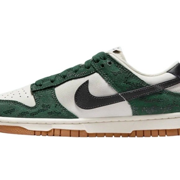 Nike Dunk Low Green Snake White Gum "LIMITED EDITION" - Picture 1 of 5